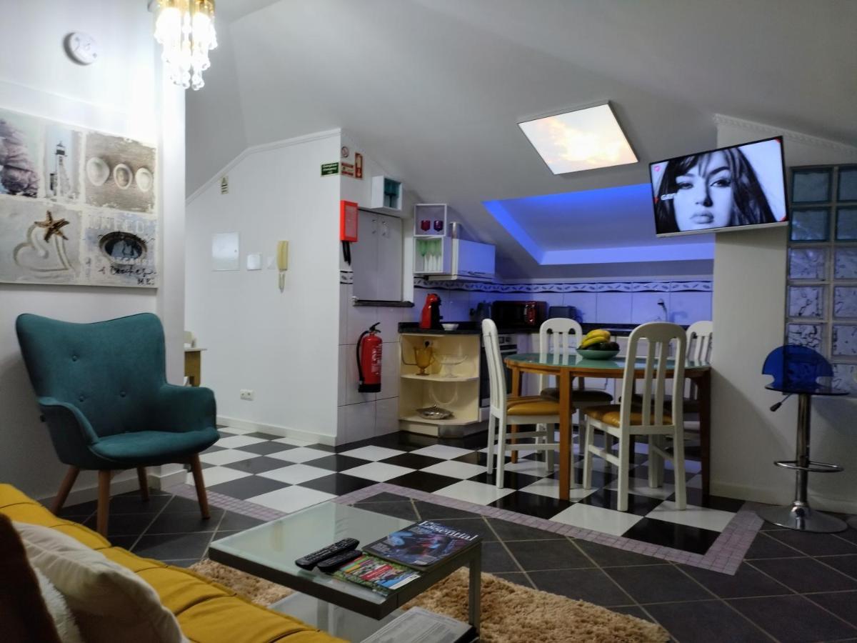 Attic Bay Apartman Câmara de Lobos Kültér fotó